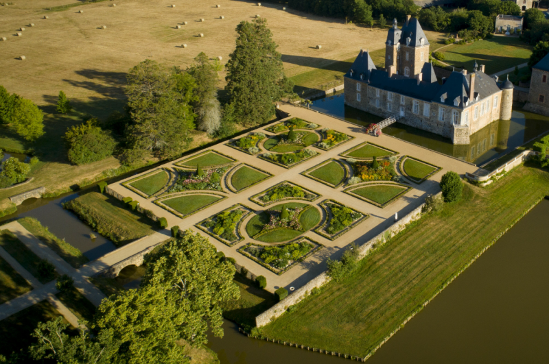 Jardins et Château des Arcis ©C.Cauchois