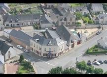 HOTEL RESTAURANT LE RELAIS - Saint-Quentin-les-Anges