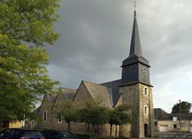 Eglise Saint-Pierre de Bouchamps-lès-Craon - Bouchamps-lès-Craon