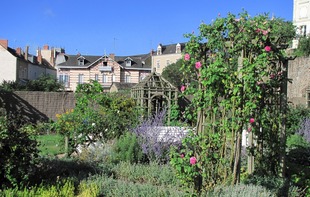 JARDIN DES SENTEURS - Château-Gontier-sur-Mayenne