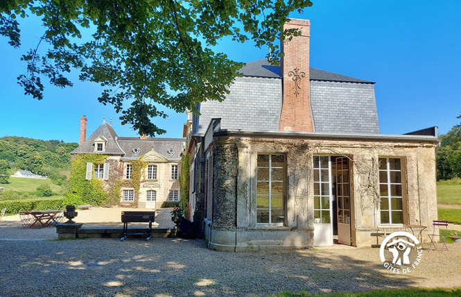 CHOUETTE LA VALETTE, GÎTE VUE SUR MAYENNE, 14 PERSONNES 8 - Villiers-Charlemagne