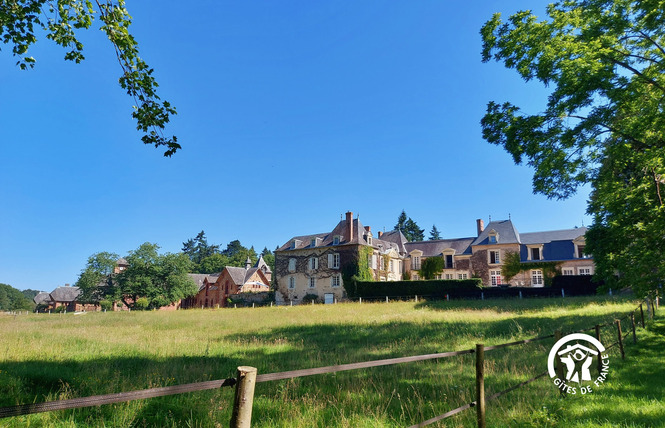 CHOUETTE LA VALETTE, GÎTE VUE SUR MAYENNE, 14 PERSONNES 9 - Villiers-Charlemagne