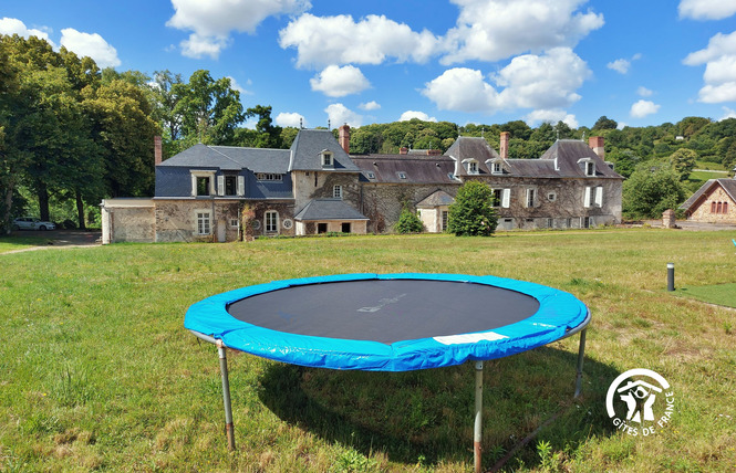 CHOUETTE LA VALETTE, GÎTE VUE SUR MAYENNE, 14 PERSONNES 11 - Villiers-Charlemagne