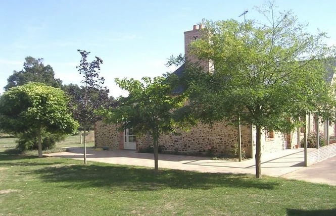 GÎTES DE LA BASSE FORTERIE : LA FERME 1 - La Selle-Craonnaise