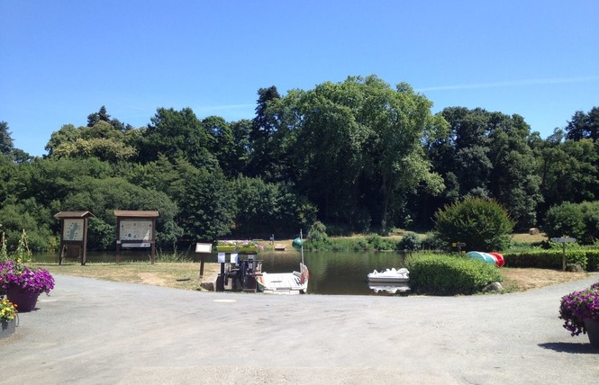 BASE DE LOISIRS - CAMPING DU BAC MÉNIL 2 - Ménil