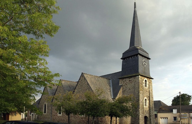 Eglise Saint-Pierre de Bouchamps-lès-Craon 1 - Bouchamps-lès-Craon