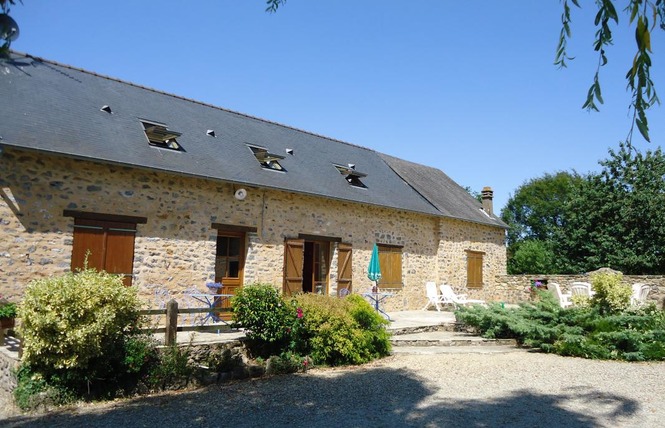 Chambres d'hôtes le Poirier Roussel 1 - Saint-Denis-du-Maine